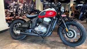 जबरदस्त फीचर्स और भौकाल लुक के साथ मार्केट मे दबदबा बनाने आया Jawa Bobber 42, देखे कीमत