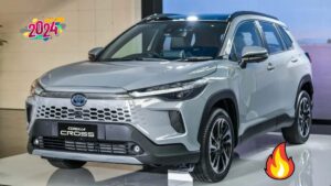 XUV 700 को चुनौती देने Toyota ने उतारा अपना ब्रह्मास्त्र, जानी SUV की कीमत और फीचर्स