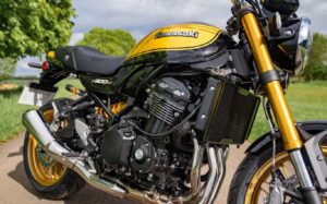 650CC इंजन और भोकाल Look के साथ Bullet को टक्कर देने आई Kawasaki Z900 RS बाइक