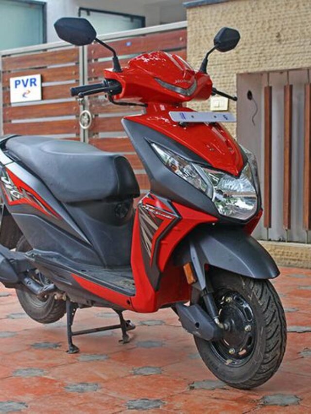 2017 Honda Dio Review (BS4, AHO, Red Sport Dual-tone Variant) - GaadiKey (1)