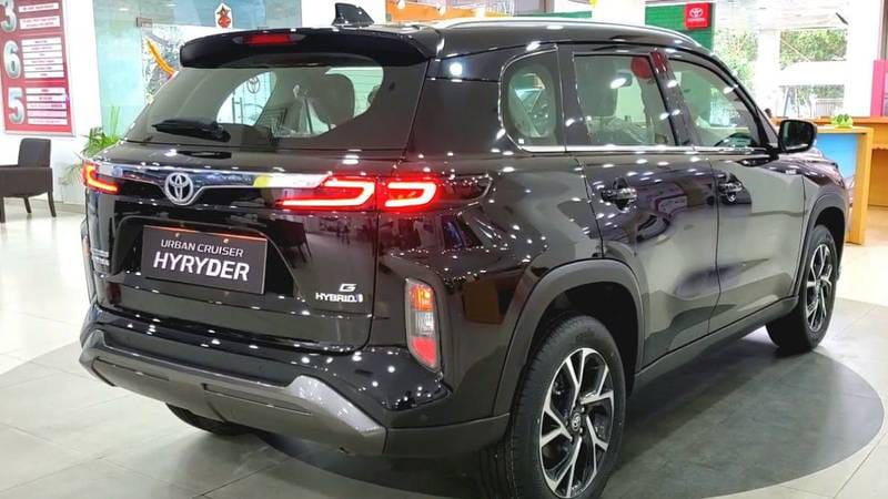 Toyota Urban Cruiser Hyryder SUV