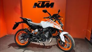 स्पोर्ट्स फीचर्स के साथ KTM Duke का जल्द हो रहा ख़ास डिजाइन में अनावरण