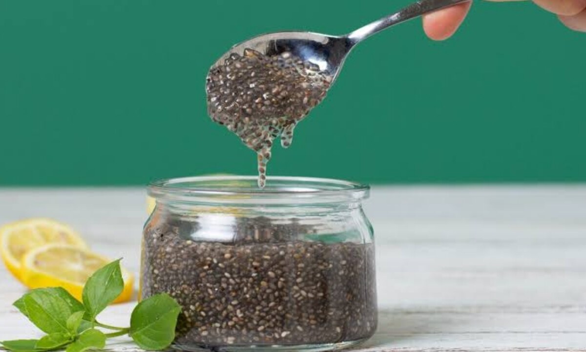 Chia Seed and Lemon Drink 