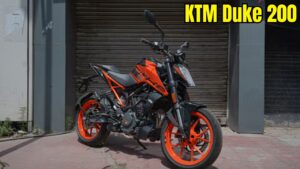 लग्जरी डिजाइन और पावरफुल इंजन के साथ Pulsar को पीछे छोड़ने आया KTM Duke 200