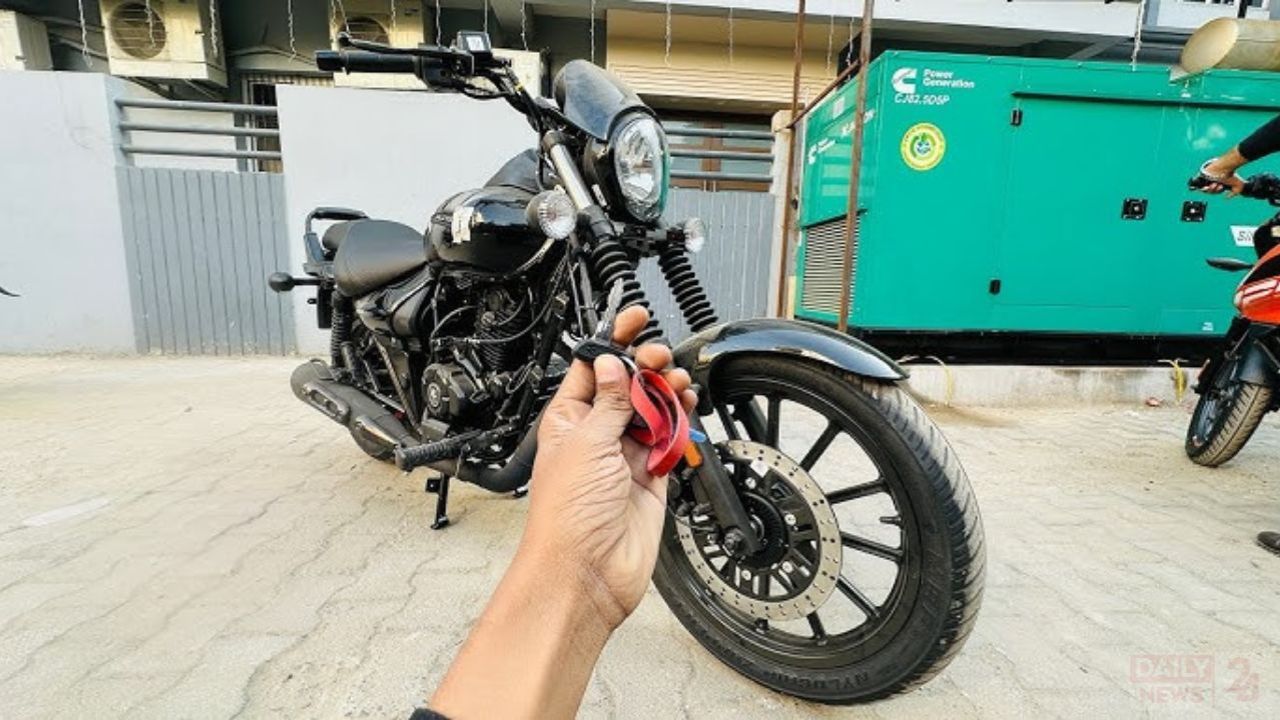 Royal Enfield Bobber 350