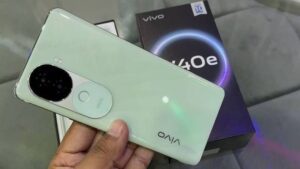 16GB रैम और 50MP DSLR कैमरा के साथ, सस्ते कीमत पर लॉन्च हुई Vivo V40e 5G स्मार्टफोन