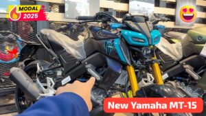 युवाओं के दिलों की धड़कन बढ़ाने कातिलाना Look और स्मार्ट फीचर्स के साथ आई Yamaha MT-15 2025 बाइक