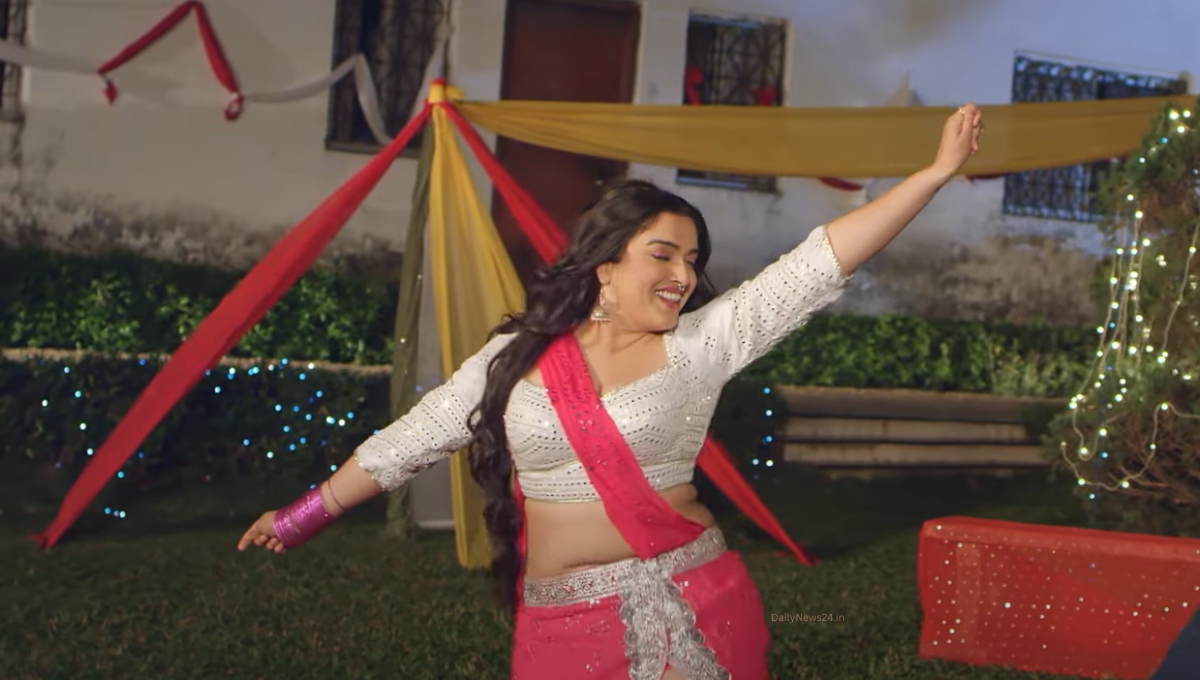 Bhojpuri Song: पतली कमरिया पर झूम उठा दिल Samar Singh और Aamrapali Dubey की जोड़ी ने मचा दी धूम