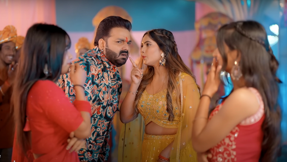 Bhojpuri Song: Pawan Singh और Shilpi Raj की दमदार जोड़ी लेकर आई 'पियर फराक वाली 2' दिल छू लेने वाला नया भोजपुरी गाना