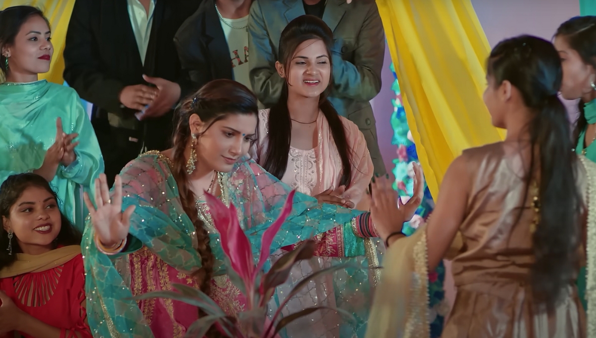 Haryanvi Song: Sapna Choudhary और रुचिका जांगिड का नया धमाका "तुन्‍ना तुन्‍ना" हरियाणवी गाने ने जीता दिल