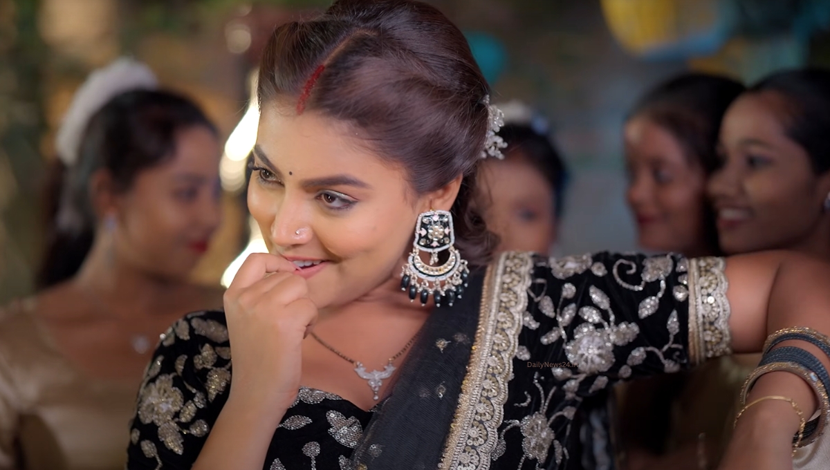 Bhojpuri Song: Kurti Me Cooler भोजपुरी गीत की ठुमकती दुनिया
