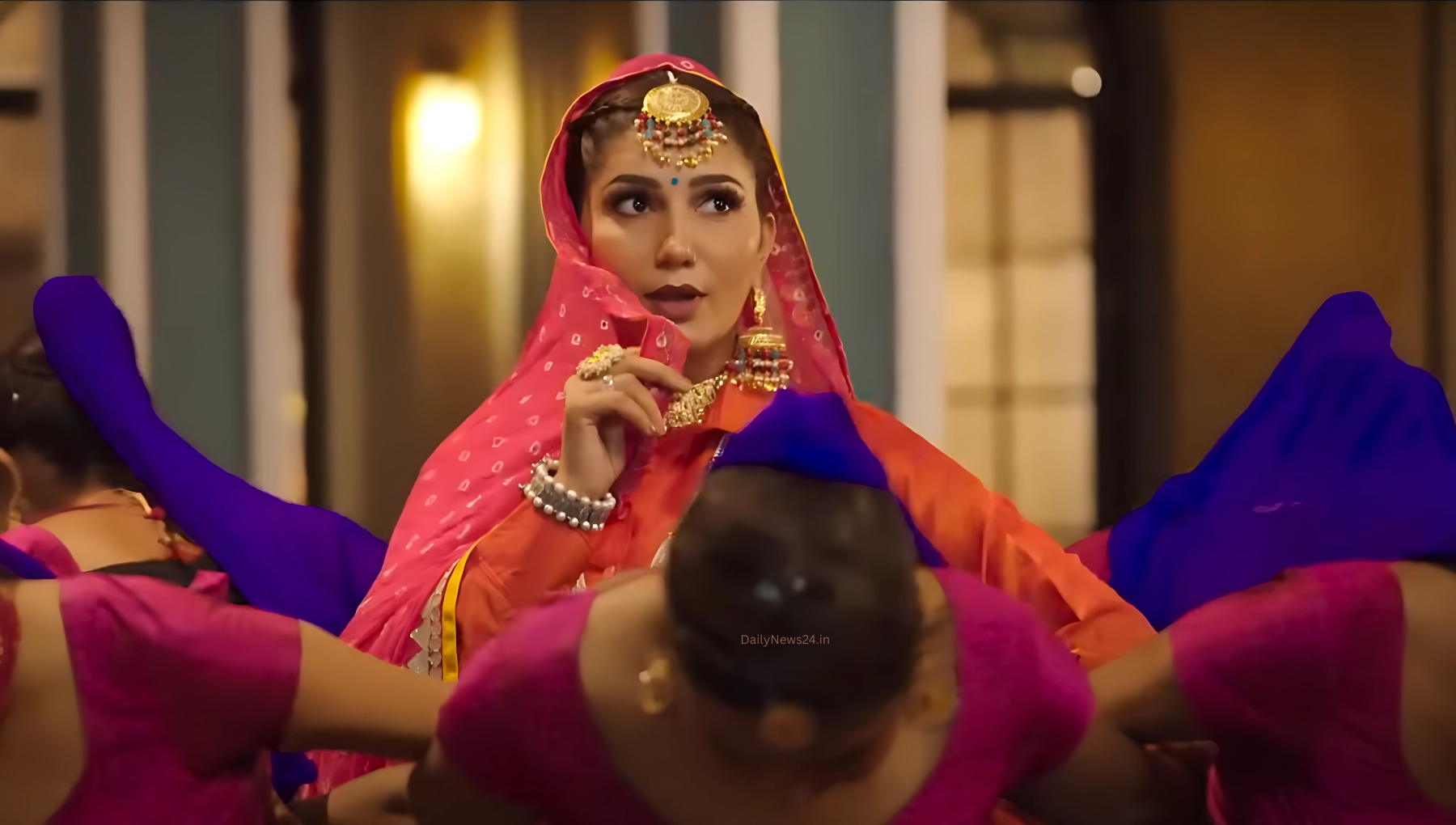Haryanvi Song: कमर लाचिली Sapna Choudhary का नया हरियाणवी गीत जो दिल छू जाता है