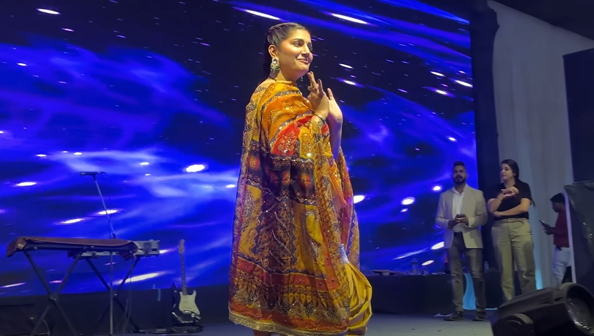 Haryanvi Song: भगती करू के प्यार Sapna Choudhary की दिल छू लेने वाली परफॉर्मेंस