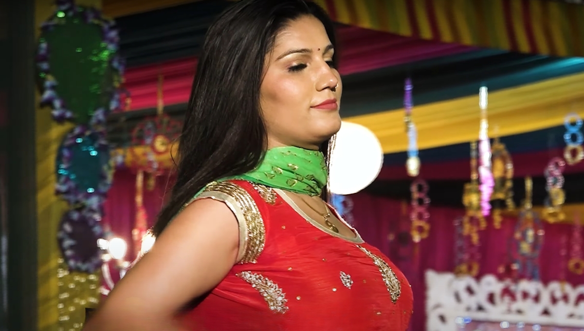 Haryanvi Song: लक कसुता Sapna Chaudhary की दिल छू लेने वाली हरियाणवी परफॉर्मेंस