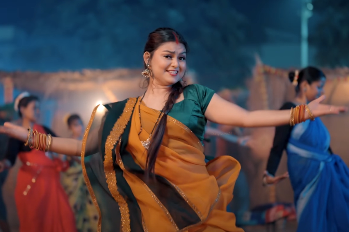 Bhopuri Song: धनिया में पनिया Pawan Singh और Shilpi Raj का देहाती रोमांस छा गया दिलों पर