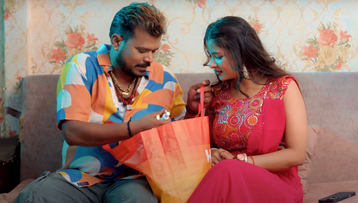 Bhojpuri song: Cream Color Saree एक आकर्षक और दिल छू लेने वाला भोजपुरी गीत