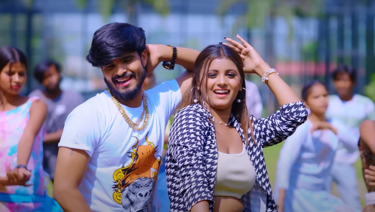 Bhojpuri Song: जब आवाज़ बन जाए एहसास Aashish Yadav और Shweta Sargam का नया धमाका
