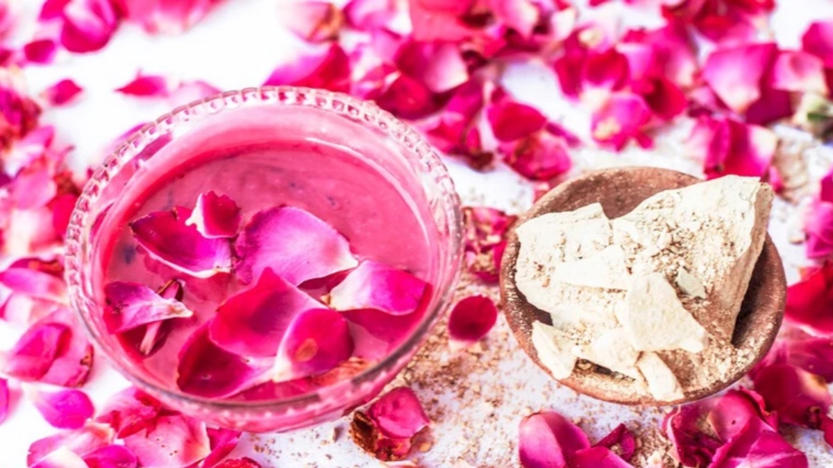Rose Petals Benefits For Skin