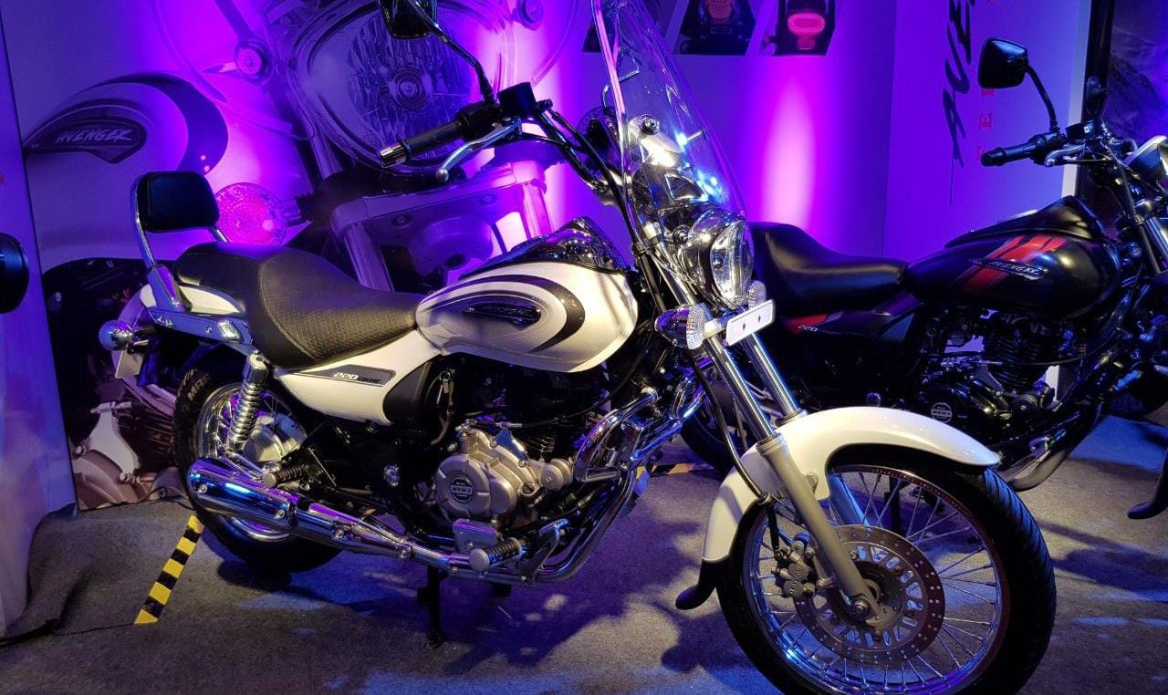 Bajaj Avenger Street 220