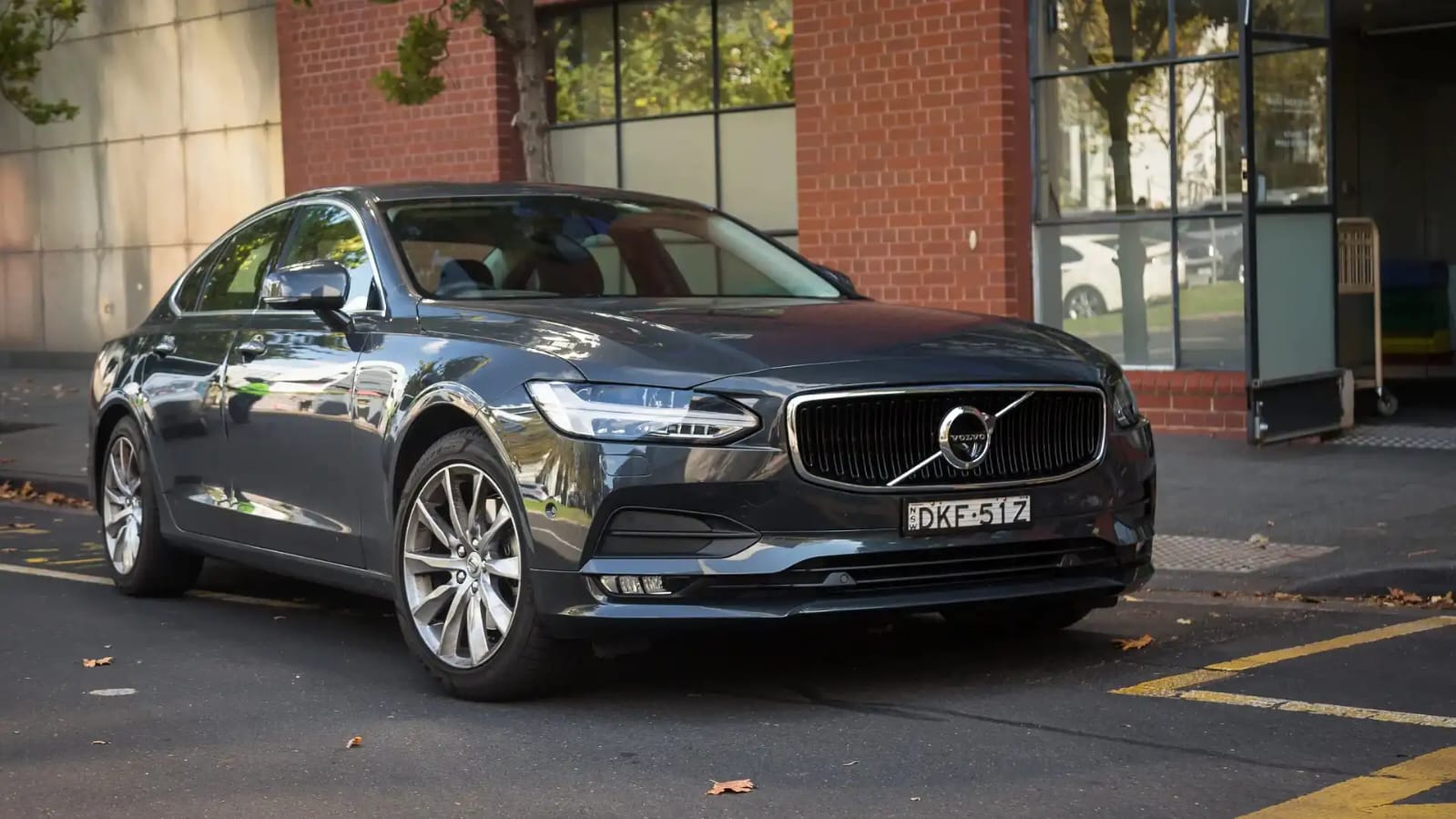 Volvo S90