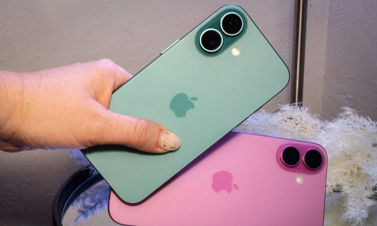 iPhone 16