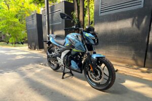 Bajaj Pulsar N160