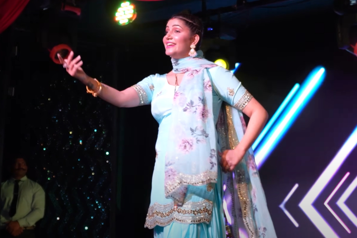 Haryanvi Song: Sapna Choudhary का जबरदस्त डांस परफॉर्मेंस 'बलम' गाने ने फिर मचाया तहलका