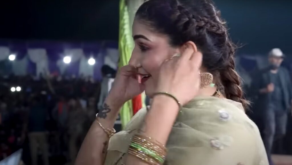 Haryanvi Song: Sapna Choudhary का धांसू डांस वीडियो "लपेटे" हरियाणवी म्यूजिक की नई जान
