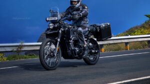 2025 Yezdi Adventure