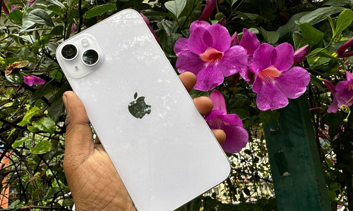 Apple iPhone 14