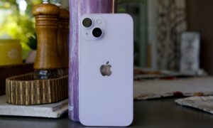 Apple iPhone 14