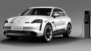 Porsche Cayenne EV SUV: दमदार पावर के साथ लॉन्च होगी लग्जरी इलेक्ट्रिक कार