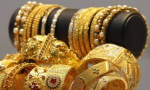 Gold Price Today: सोने की चमक हुई थोड़ी फीकी, देखें 18K, 22K और 24K के ताज़ा रेट्स