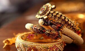 Gold Price Today: सोने के दाम में गिरावट, जानिए आज 22K और 24K गोल्ड के ताज़ा रेट