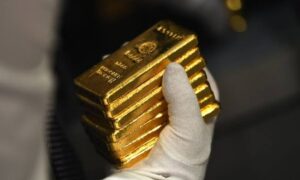 Gold price stays same