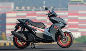 AEROX-E Electric Scooter, स्पोर्टी डिजाइन और स्मार्ट फीचर्स से मचाया धमाल