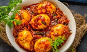 Egg Curry Recipe: 10 मिनट में बनाएँ झटपट प्रोटीन से भरपूर लंच और डिनर के लिए स्पेशल अंडा करी