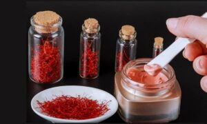 Kesar Malai Face Pack