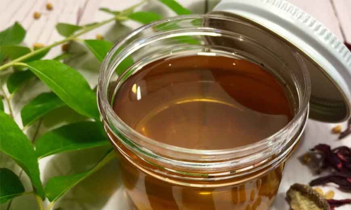 Homemade Bhringraj Oil