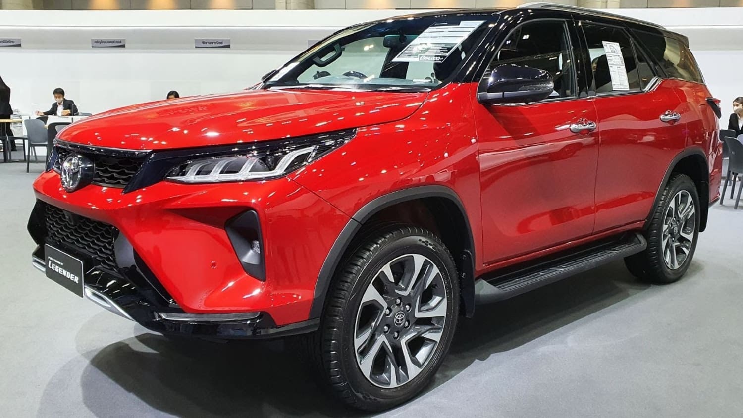 Toyota Fortuner Legender