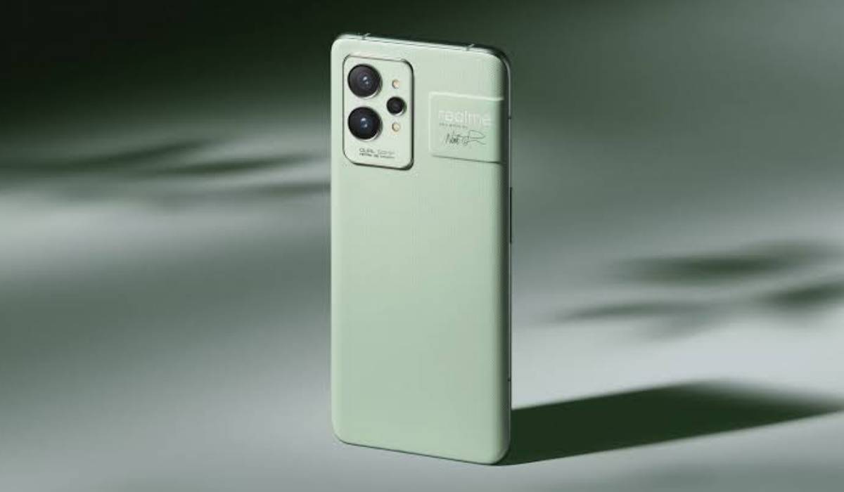 Realme GT 2